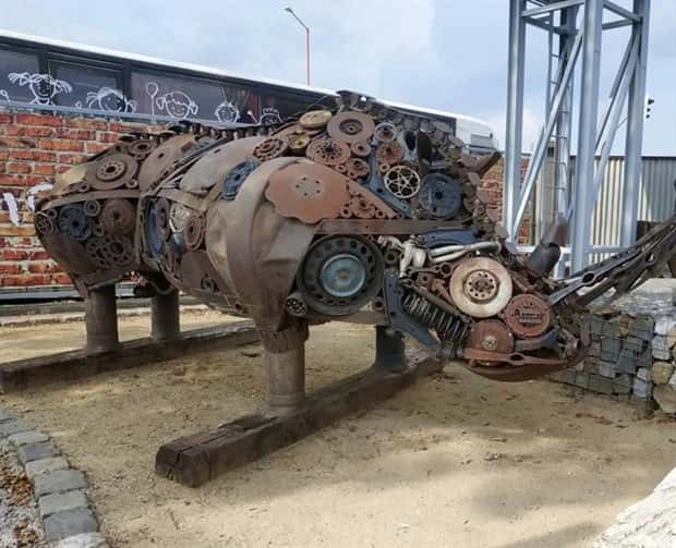 Kovozoo Zoo With Metal Animals (27 photos)