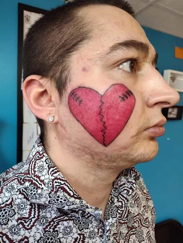 Crappy Tattoos that Shouldn’t Have Been Done #34 (25 photos)