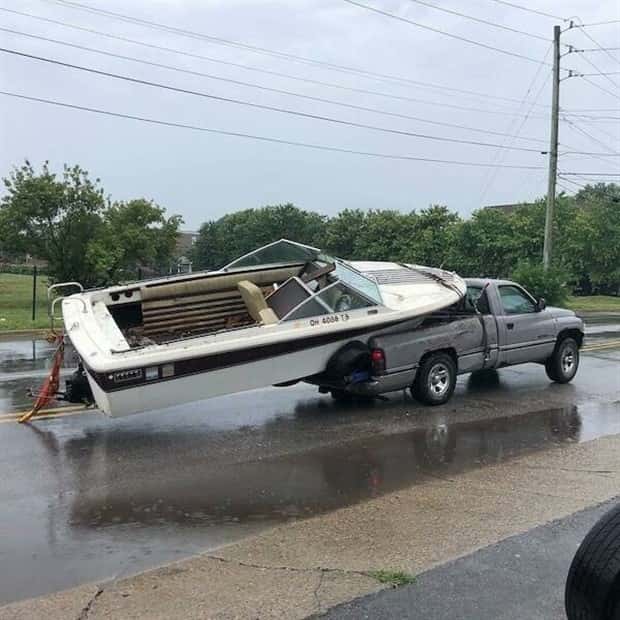 Overloaded Rides Ready to Explode (35 photos)