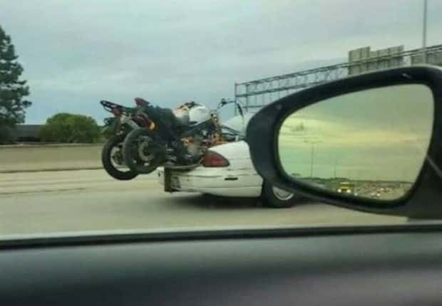 Overloaded Rides Ready to Explode (35 photos)