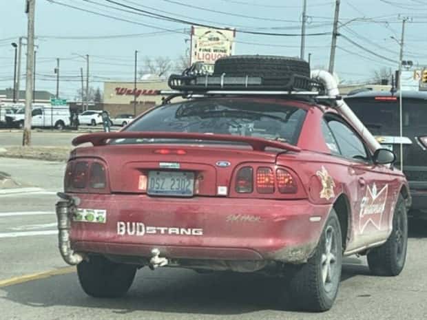 Overloaded Rides Ready to Explode (35 photos)