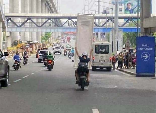 Overloaded Rides Ready to Explode (35 photos)