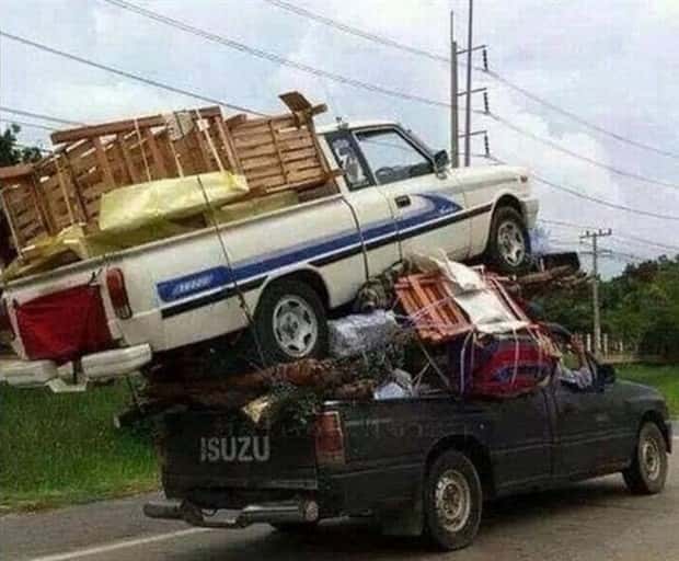 Overloaded Rides Ready to Explode (35 photos)