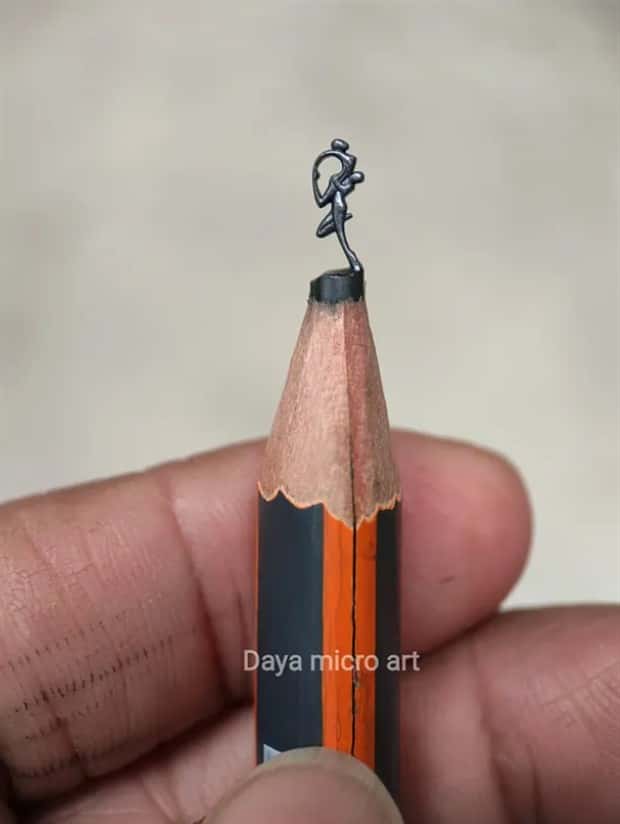 pencil tip carvings by daya 26 Incredible Pencil Tip Art by Daya (27 photos)