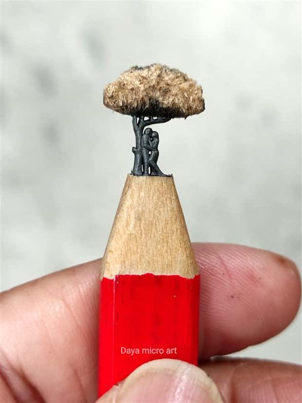 pencil tip carvings by daya 7 Incredible Pencil Tip Art by Daya (27 photos)