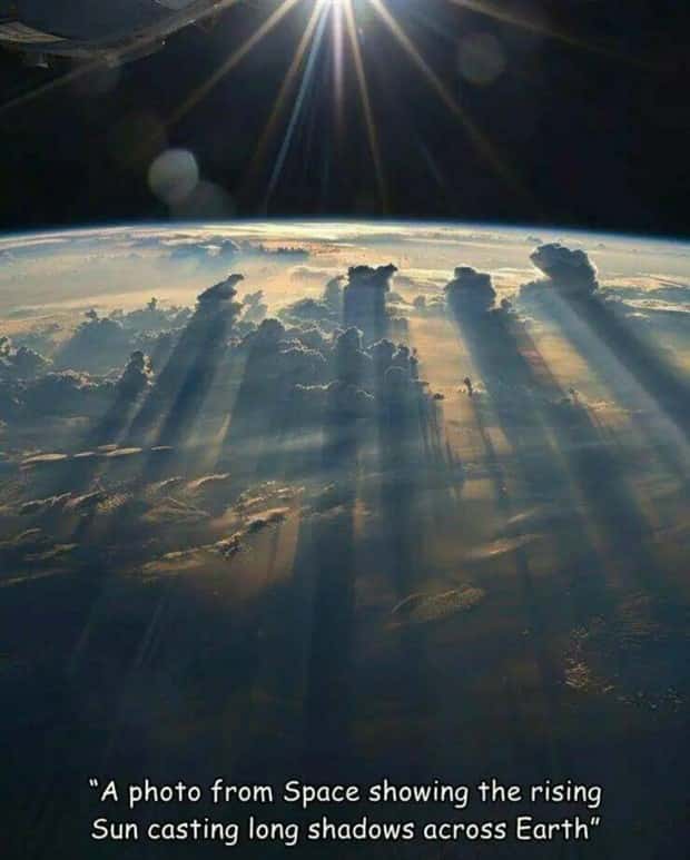 Interesting Pictures with Captions #162 (23 photos)