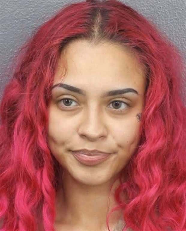 24 Pretty Girls Who Rocked Mugshots (24 photos)