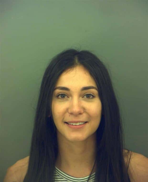 24 Pretty Girls Who Rocked Mugshots (24 photos)