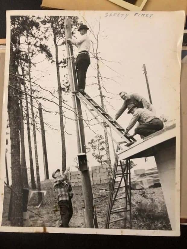 safety fails 14 Ridiculous Safety Fails #22 (25 photos)