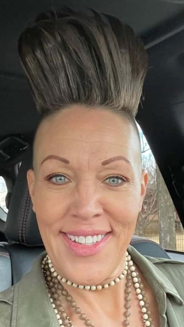 Strange Haircuts that Cannot Go Unnoticed #36 (26 photos)