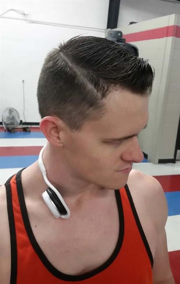 Strange Haircuts that Cannot Go Unnoticed #36 (26 photos)