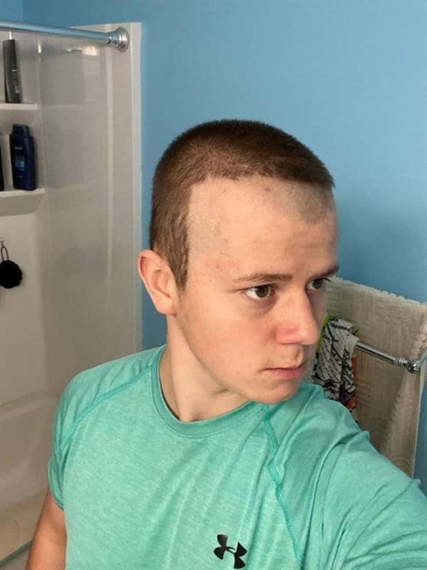 Strange Haircuts that Cannot Go Unnoticed #36 (26 photos)