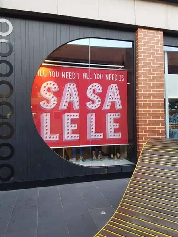 Badly Designed Signs That Fail Hard (26 photos)