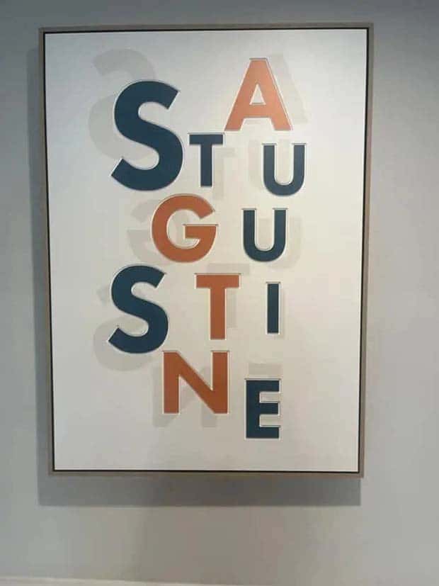 Badly Designed Signs That Fail Hard (26 photos)