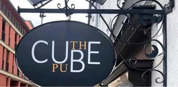 Badly Designed Signs That Fail Hard (26 photos)