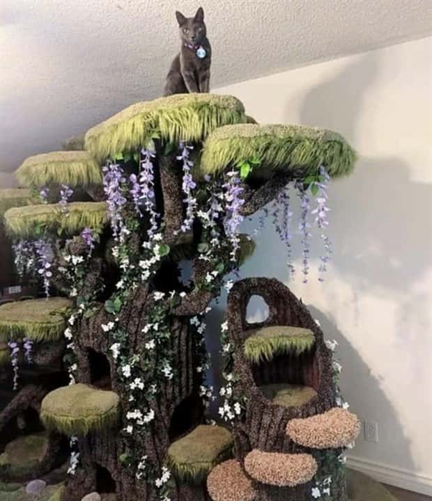 cat trees 18 These Cat Trees Beat Your Living Space (25 photos)