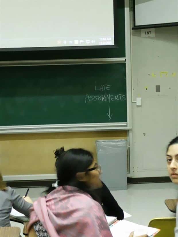 cool teachers 10 These Teachers Make Learning Bearable (40 photos)