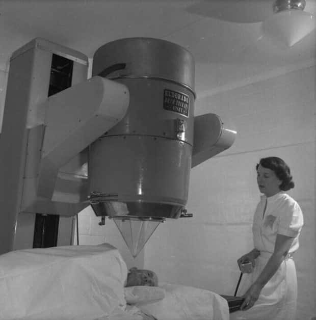 Creepy Medical Devices of the Past (23 photos)