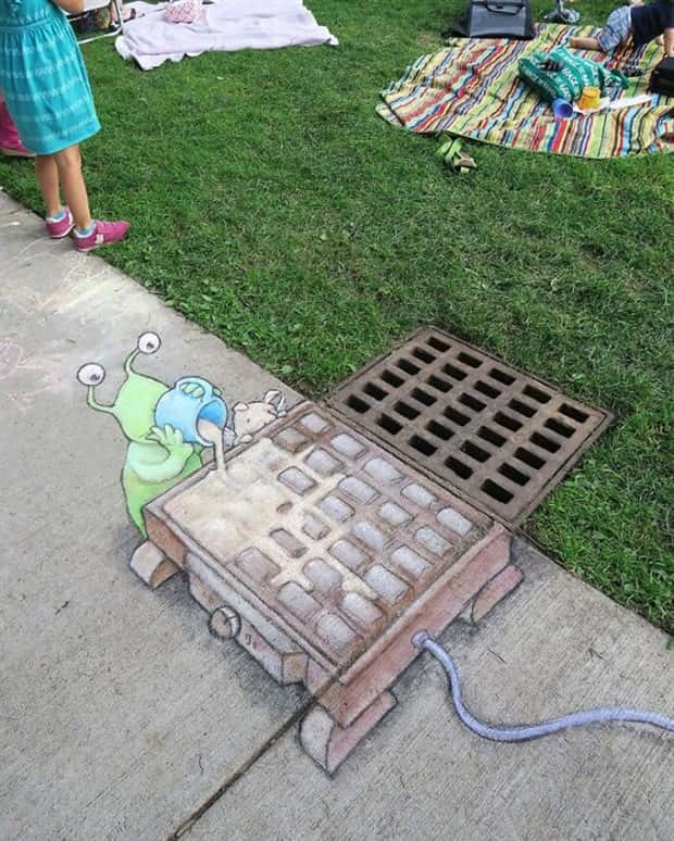 Amazing Sidewalk Creations by David Zinn (27 photos)