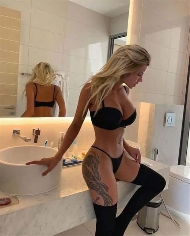 hot inked girls 4 Hot Tattooed Girls #27 (23 photos)