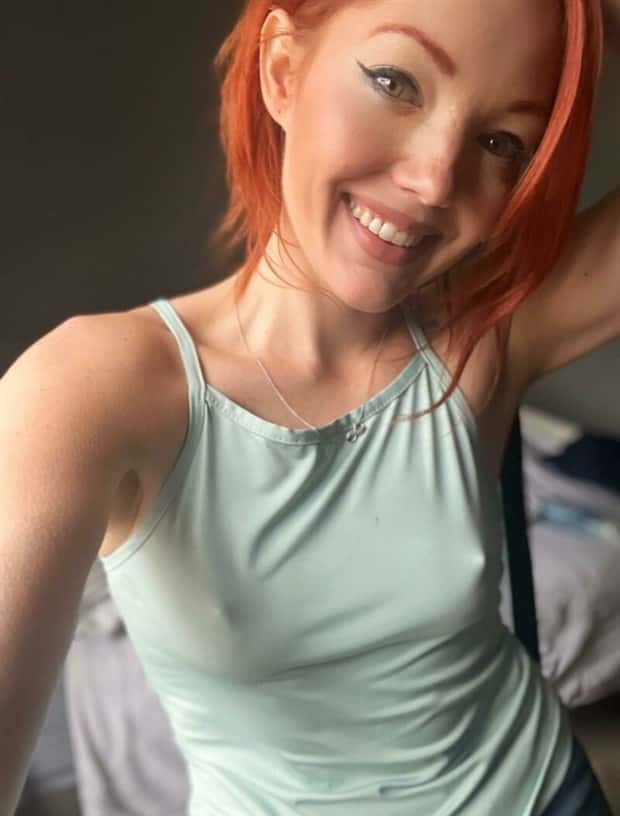 Redhead Beauties #48 (22 photos)