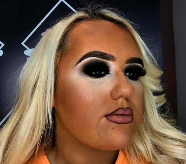 makeup fails 6 When Makeup Makes Girls Look Worse (20 photos)