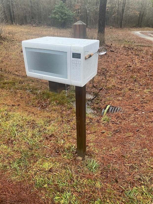 Quirky Mailboxes With Creative Charm (22 photos)