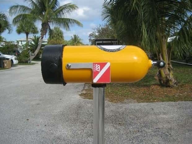 Quirky Mailboxes With Creative Charm (22 photos)