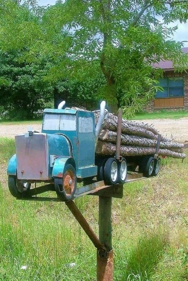 Quirky Mailboxes With Creative Charm (22 photos)