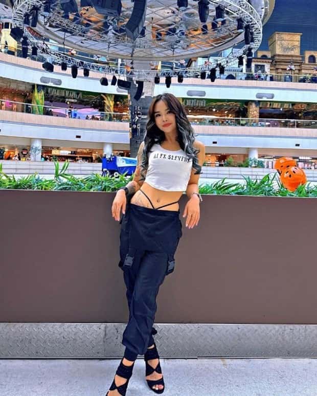 Hot Girls from Mongolia #2 (32 photos)