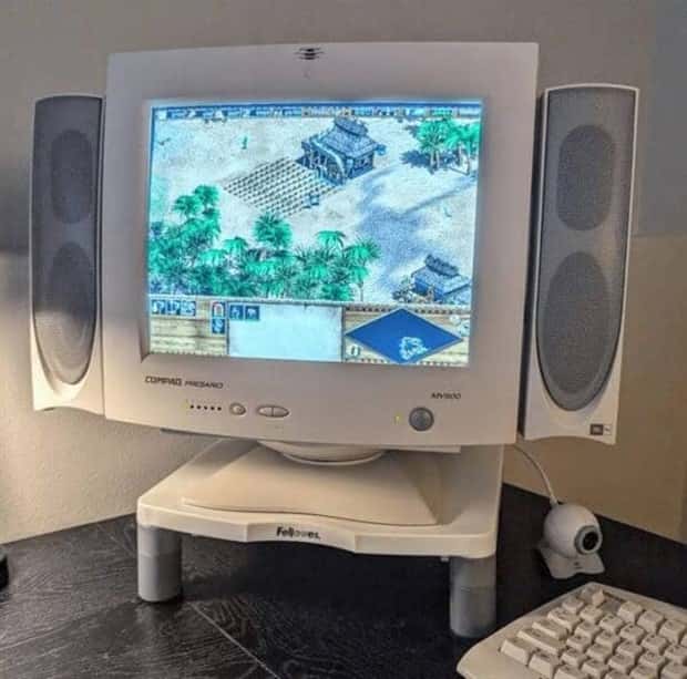 Vintage Tech We Still Remember (38 photos)