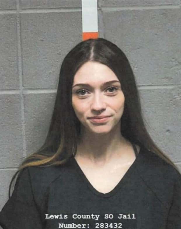 Unexpected Beauty Found in Mugshots (21 photos)