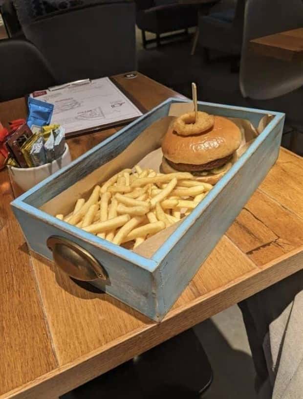 Very Strange Food Serving #26 (25 photos)