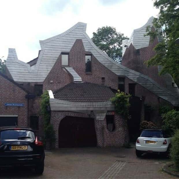 Strange Dutch Houses #3 (22 photos)