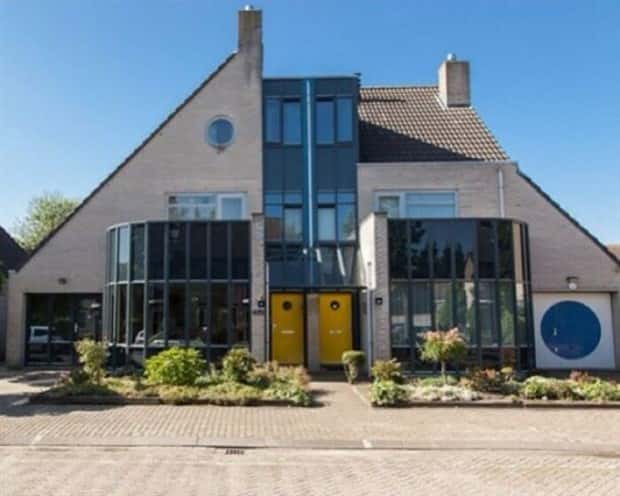 Strange Dutch Houses #3 (22 photos)