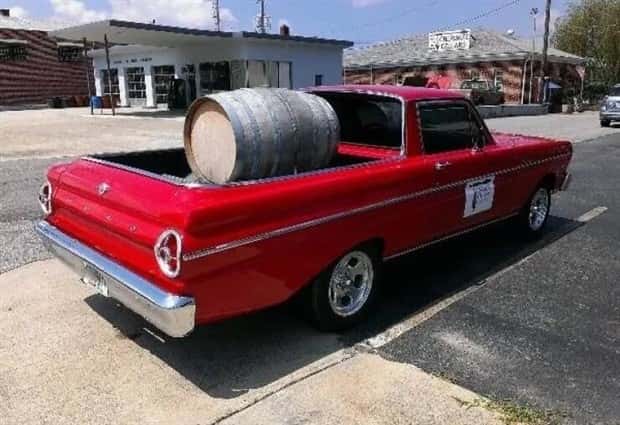 custom trucks 19 Powerful Custom Trucks That Rule The Roads (33 photos)