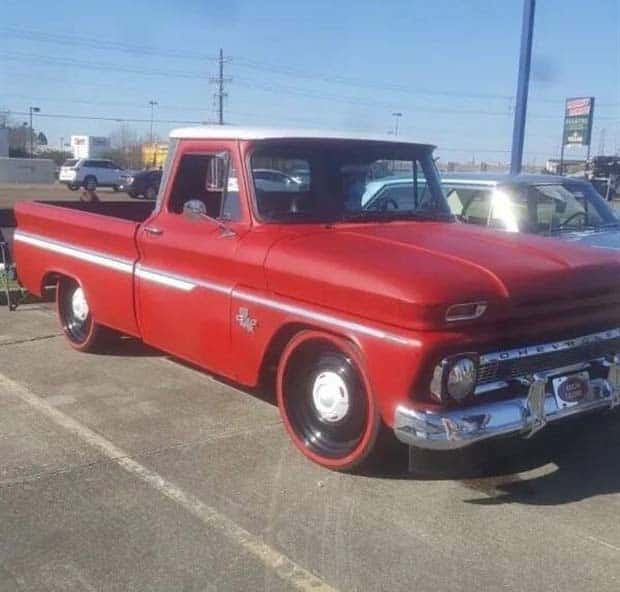 custom trucks 27 Powerful Custom Trucks That Rule The Roads (33 photos)