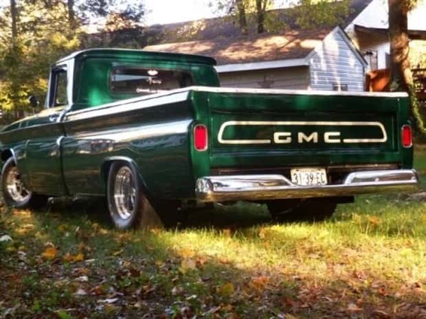 custom trucks 4 Powerful Custom Trucks That Rule The Roads (33 photos)