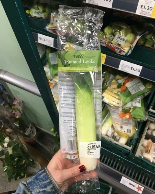 20 Striking Cases of Excessive Packaging (20 photos)