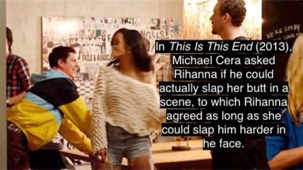 hidden detail in films 18 26 Hidden Details in Iconic Movies (26 photos)