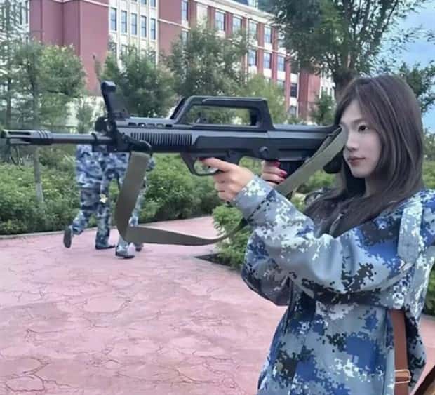 klyker picdump 9 30 2025 4 Klyker Picdump #1822 (42 photos)