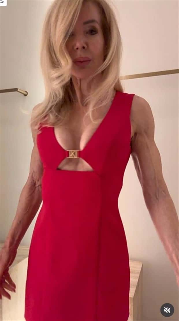 Gym Loving Granny Seeking Younger Romance (19 photos)