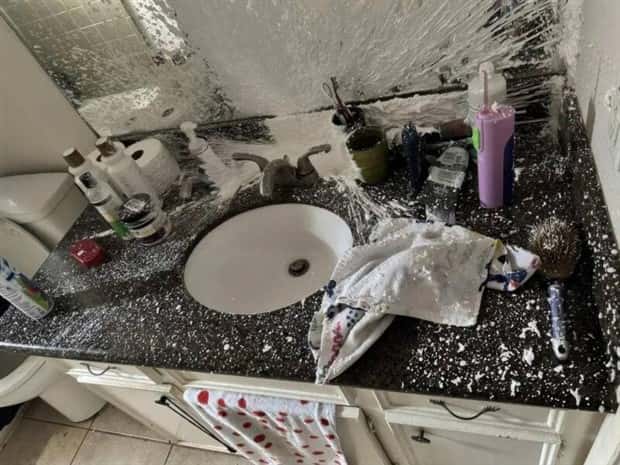 Shit Happens Regularly, Get Used To It #346 (23 photos)