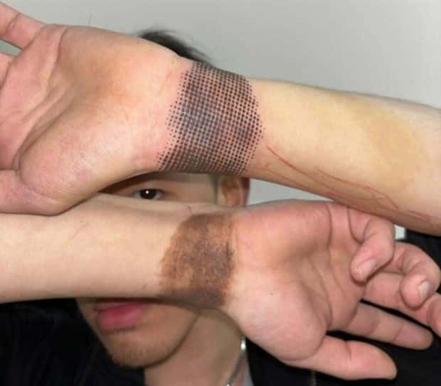 28 People Flaunting Their Cool Birthmarks (28 photos)
