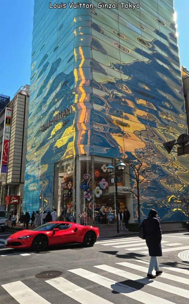 Interesting Pictures with Captions #174 (17 photos)