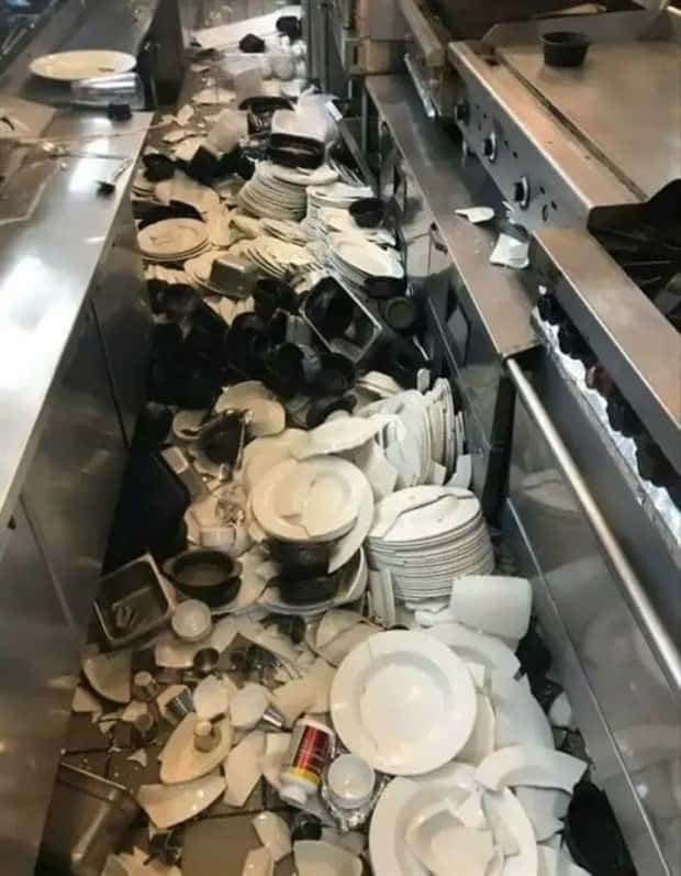 Pricey Fails That Still Hurt (23 photos)