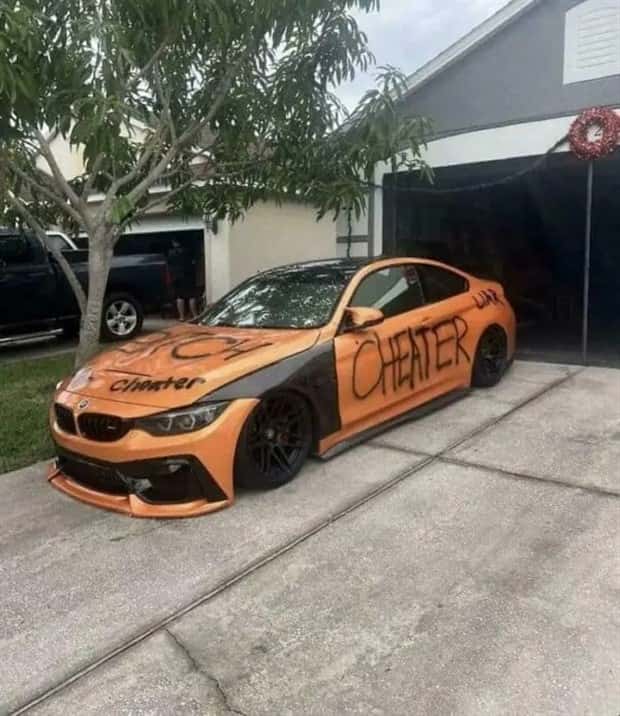 Pricey Fails That Still Hurt (23 photos)