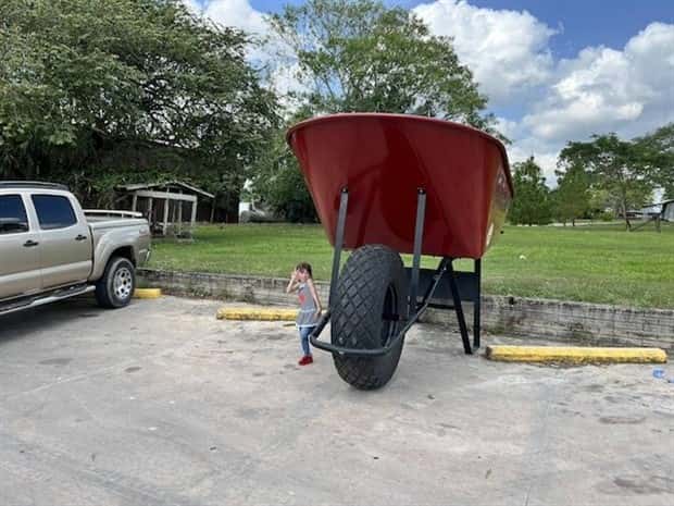 Well, That’s Really Big #17 (21 photos)