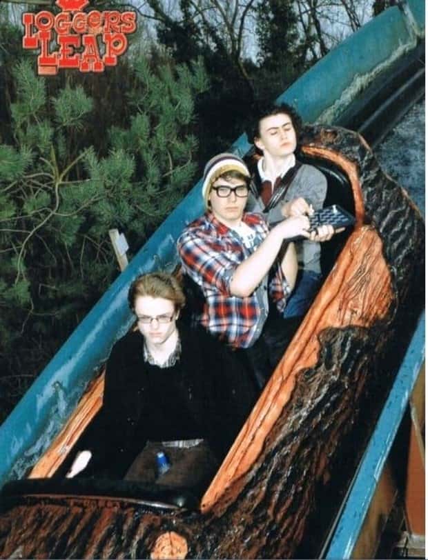 Hilarious Reactions on Rollercoaster Drops (37 photos)
