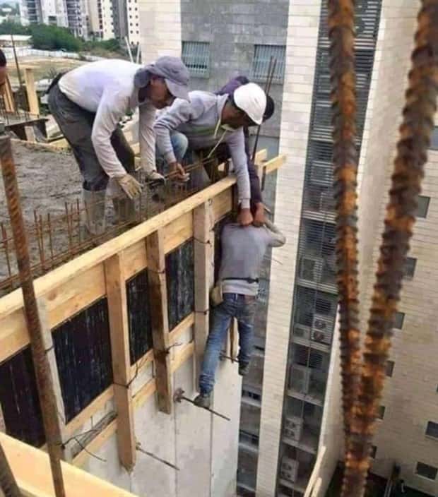 safety fails 1 Ridiculous Safety Fails #23 (26 photos)
